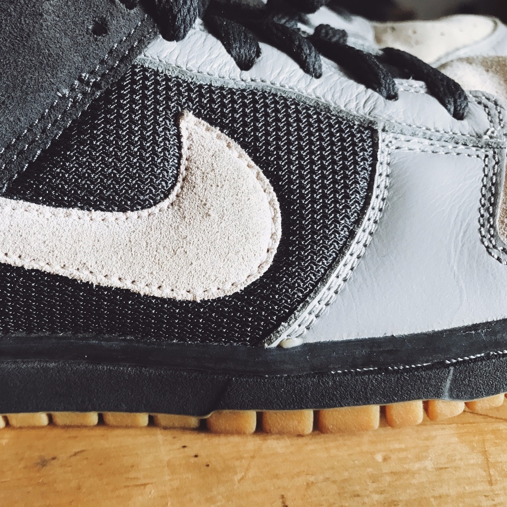 PALE PINK GREY SUEDE LEATHER NIKE DUNKS